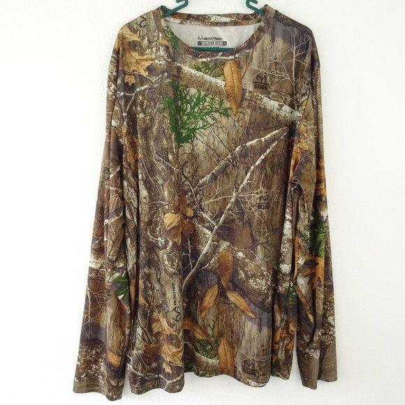 Realtree Other - 🌵 Real Tree Camo Shirt Size 2XL